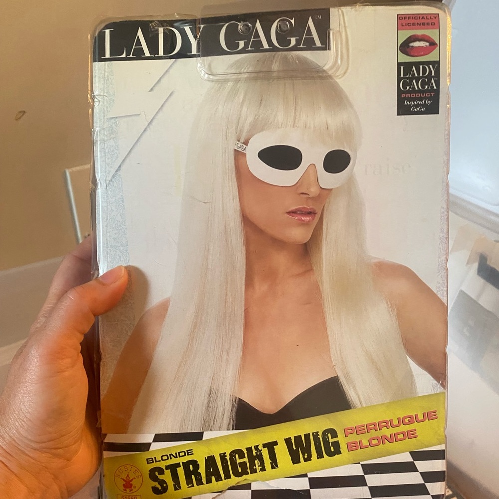 Officially licensed Lady Gaga Costume Blonde Wig